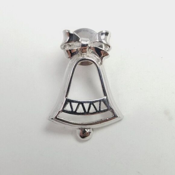 Vintage Avon Silver Tone Bell Lapel Pin, Christmas Holiday Brooch, Estate - Picture 6 of 7